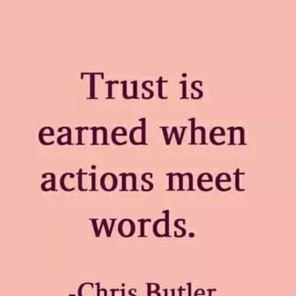 Meet your Posher, Jessica - Picture 1 of 1